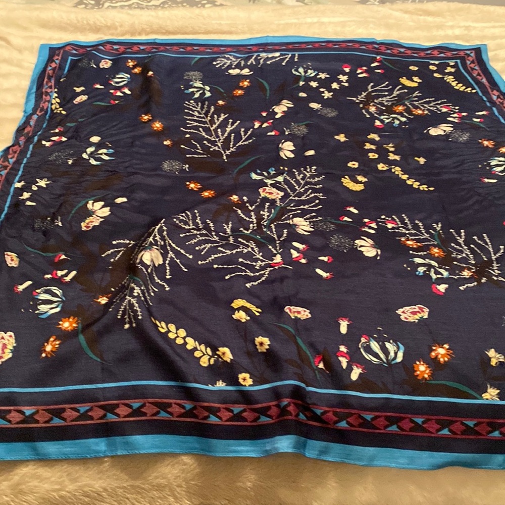 Vince Camuto Floral Scarf